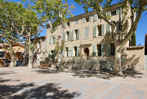 Notre zone d'activité pour ce service Maison d'hôtes de charme à acheter
