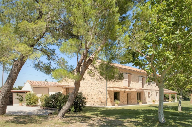 Notre zone d'activité pour ce service Mas provençal 5 chambres bonne opportunité