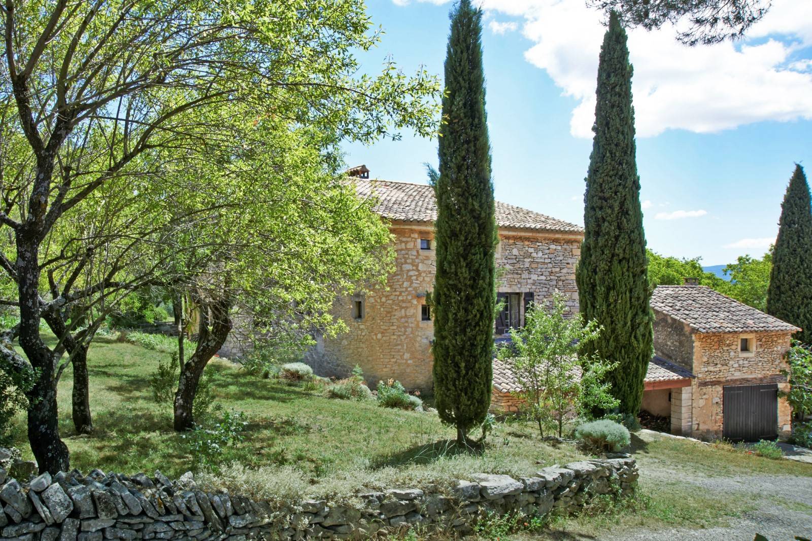 Location authentique Mas Provençal à Gordes