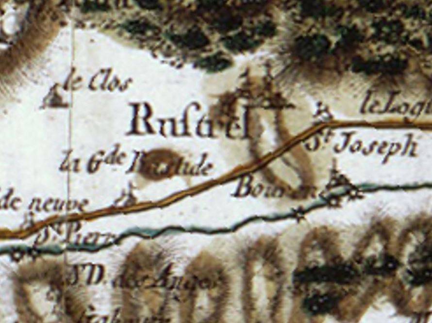 Le château de Rustrel, au fond de la vallée du Luberon
