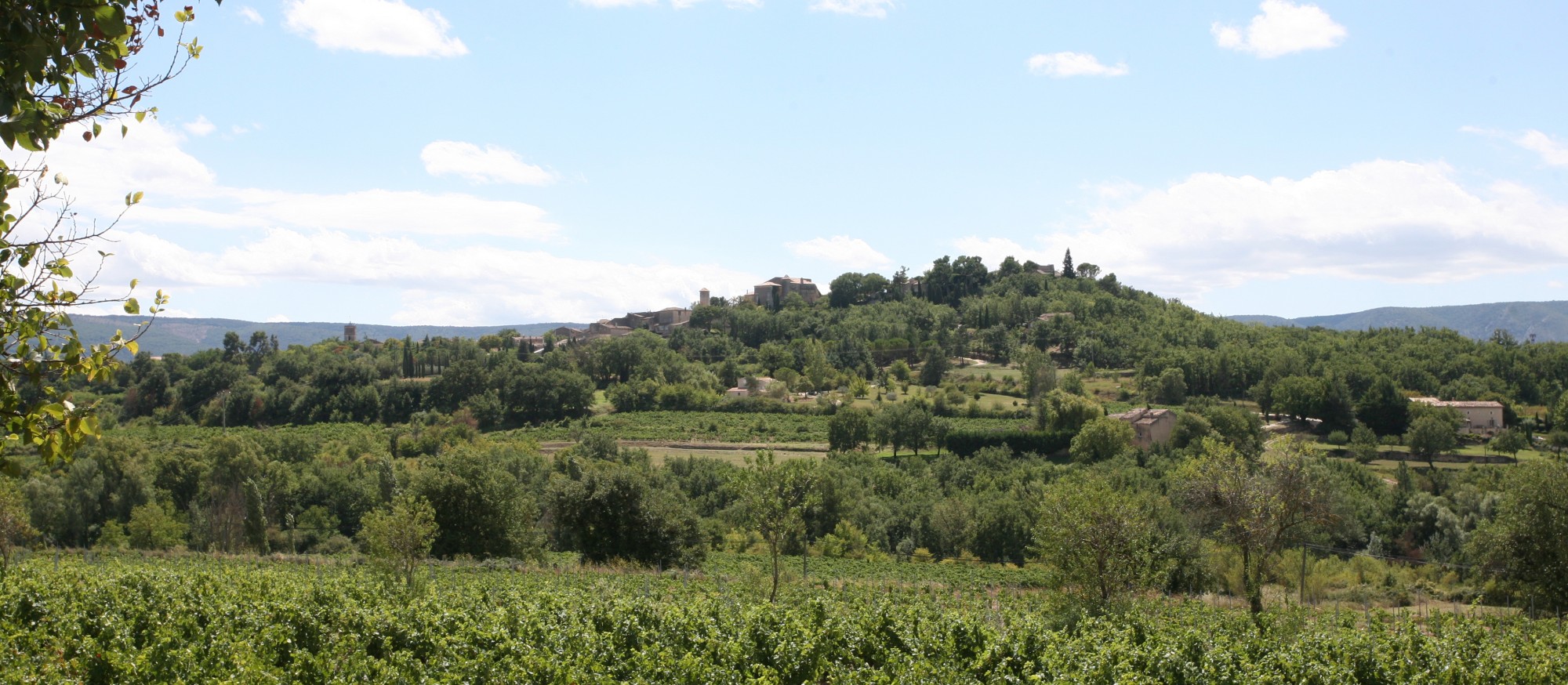 GOULT in Luberon, located between Gordes, Roussillon, Lacoste and Ménerbes