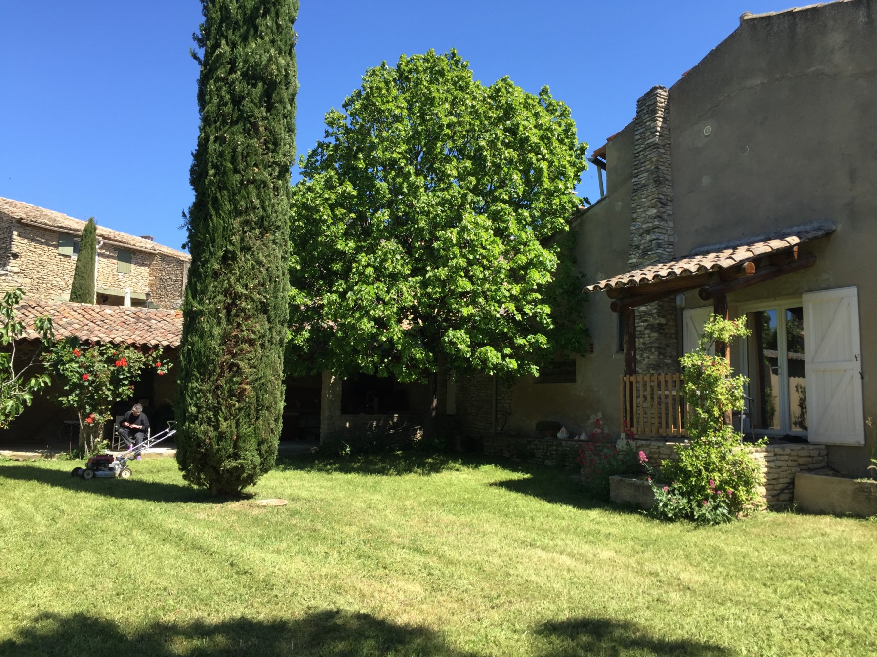 Maison de village avec jardin en Luberon
