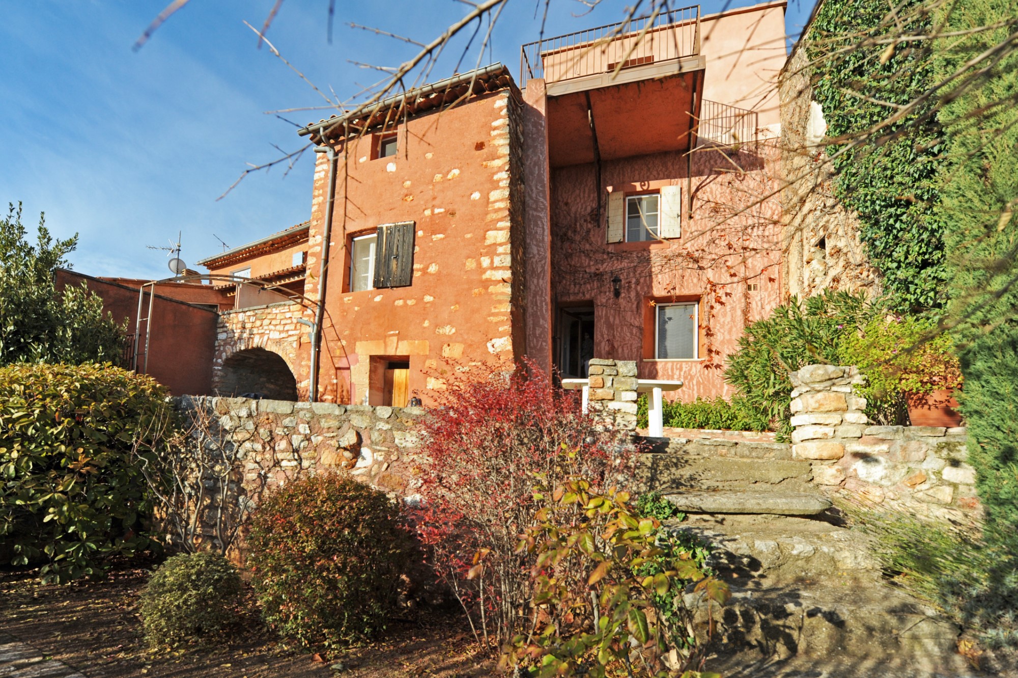 Roussillon house for sale in Provence