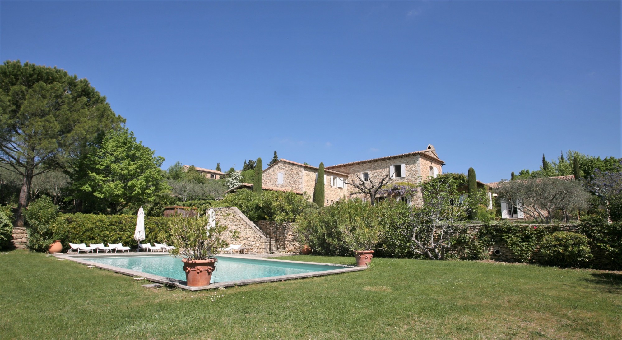 Gordes - A Provençal style house in the village
