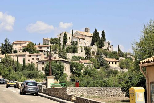 Méthamis, un joli village perché entre le mont Ventoux et le Luberon