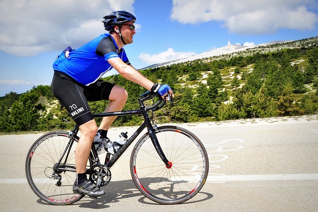 Vélo en Provence sur le Mont Ventoux - Cyclist and cycling in Provence