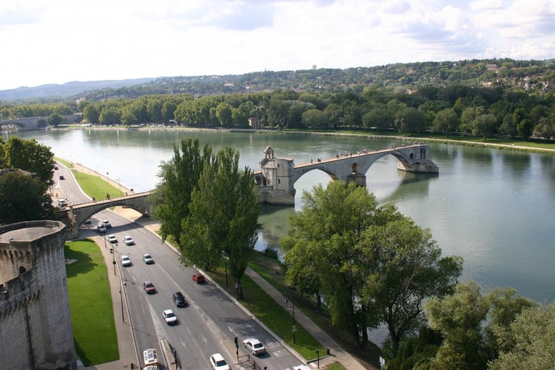 Le pont Saint Bénézet ou pont d'Avignon 