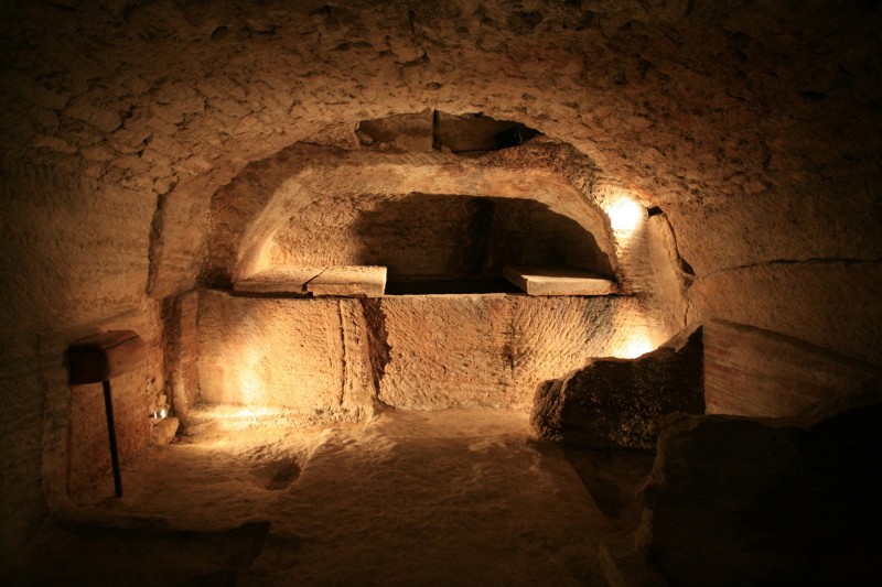 Une des caves du Palais Saint-Firmin de Gordes