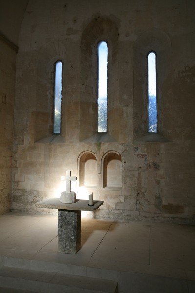 A l'intérieur de l'église de Saint-Hilaire, Ménerbes