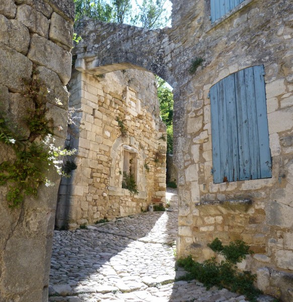 Oppède-le-vieux is a hilltop village in the heart of the Luberon