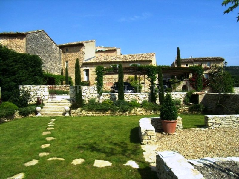 Summer rental, to rent, charming south-facing provencal house with garden and swimming pool to enjoy the sunny Provence