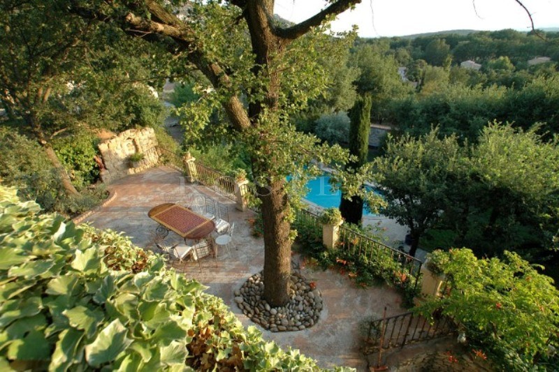 Holiday home at the foot of the Luberon mountains