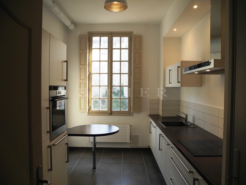 In the heart of Avignon, just a short walk from the Popes' Palace: luxury 150 m² appartment