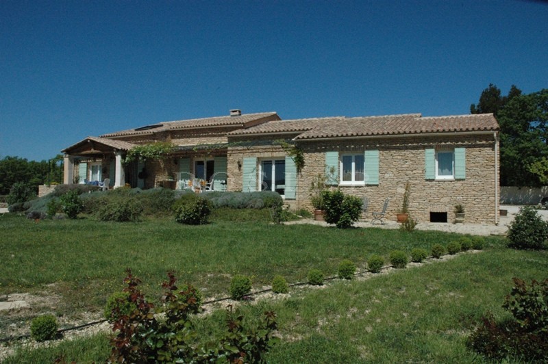 Vente Gordes - Propriété de Famille sur plus de 8 000 m² de terrain et offrant des vues sur la vallée, le Luberon, et les Monts de Vaucluse