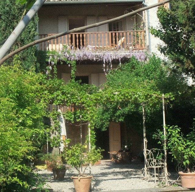 Vente Au coeur d'un agréable village du Luberon, Maison de charme avec jardin