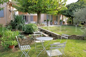 Maison récente avec piscine à vendre en Provence