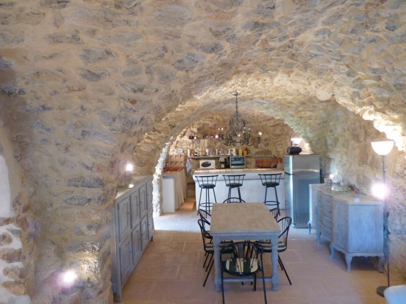 For sale, beautiful farmhouse with pool in Drome Provençal 