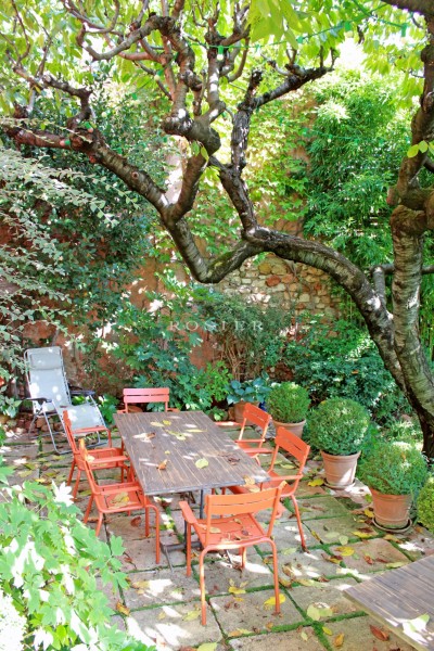 Vente Charmante maison de village avec un jardin secret à vendre au coeur du Luberon
