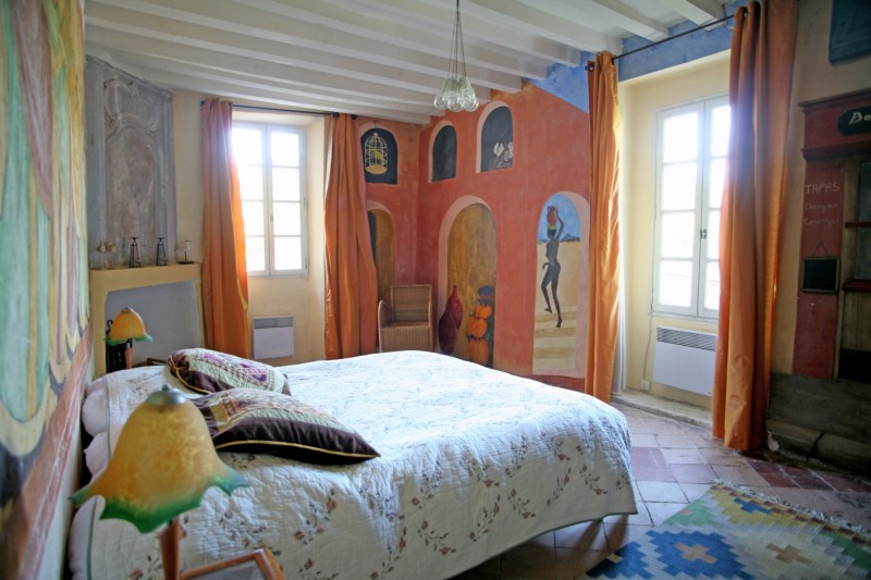 Close to Pernes les Fontaines, for sale, a lovely village house