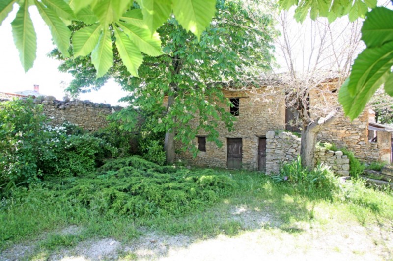 Luberon, for sale, beautiful mansion house with great potential to renovate 