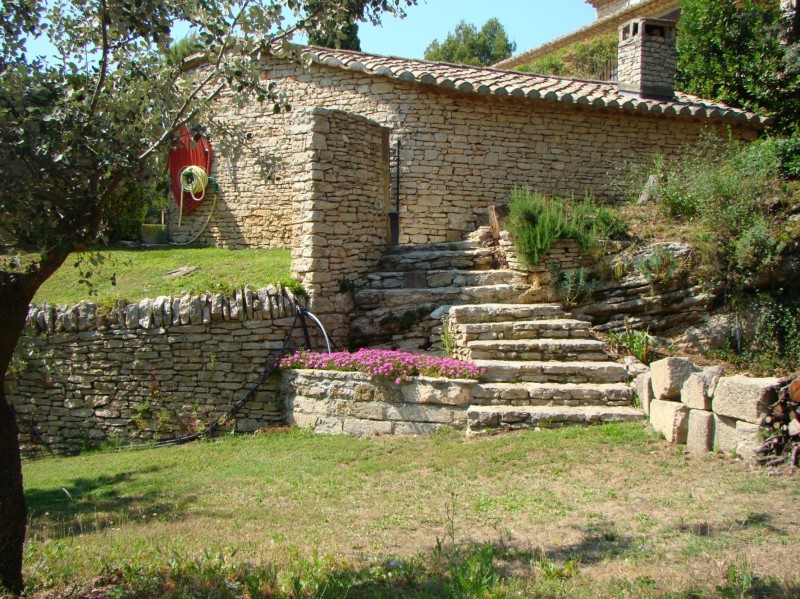 For sale on the Luberon, large stone house on a park of an hectare and swimming pool