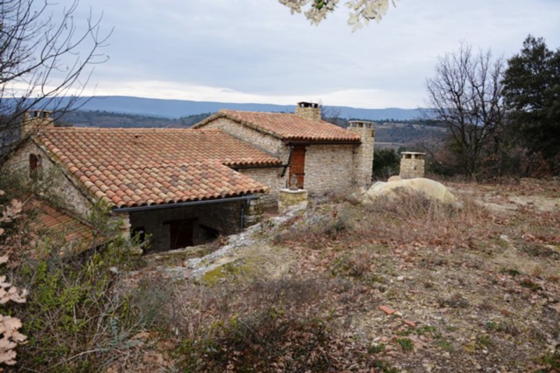 Maison en pierres à vendre en Provence