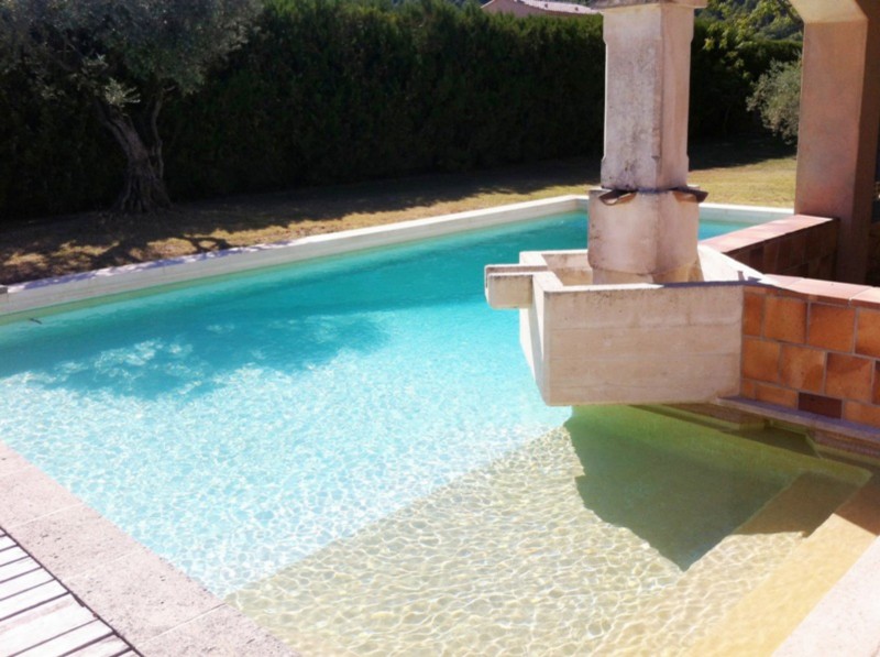 Vente A vendre, en Luberon,  maison contemporaine  avec piscine, pool house et vue sur le village