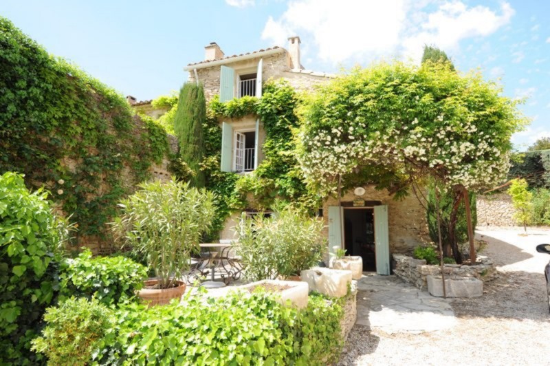 Vente Entre Monts de Vaucluse et Luberon, à vendre, maison de hameau avec piscine et vue
