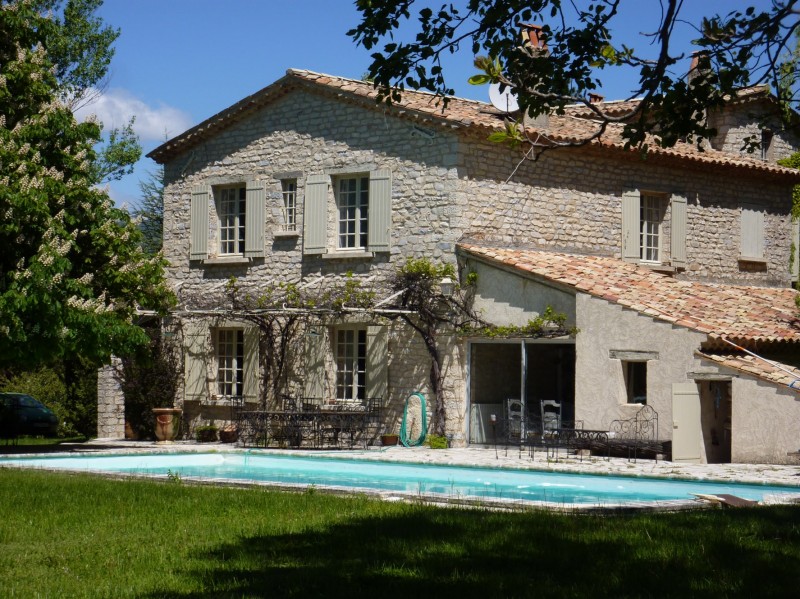 In Pays de Sault, for sale, family property surrounded by a outstanding park with swimming pool, heated veranda and terraces