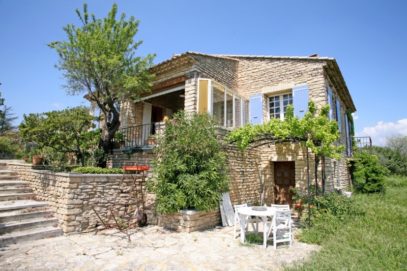 Maison en pierre à vendre en Provence