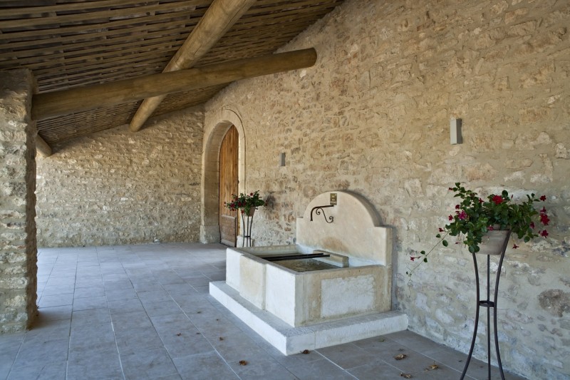 Vente Luberon, à vendre, bastide provençale rénovée,  avec piscine et parc de 7,5 hectares