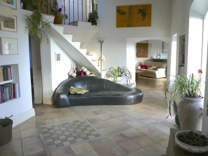 For sale, unusual stone property in the heart of a village in Provencal Drôme