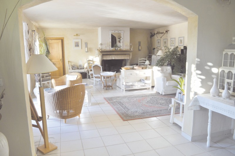 Vente Belle maison traditionnelle à vendre entre les Monts de Vaucluse et le Luberon