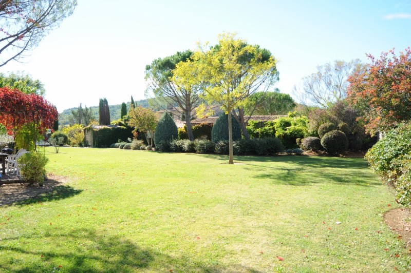 For sale, in Luberon, Gordes, stone house with pool and lovely views