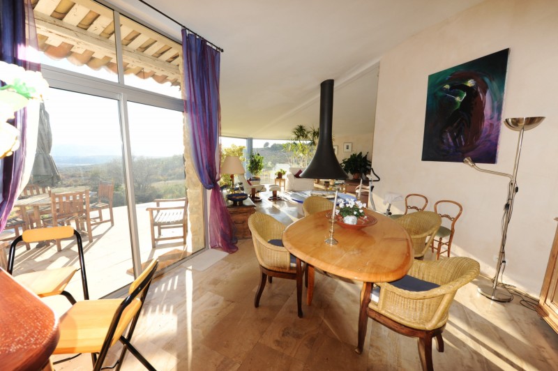 For sale, contemporary stone house, with outbuidlings and spectacular views over the Luberon
