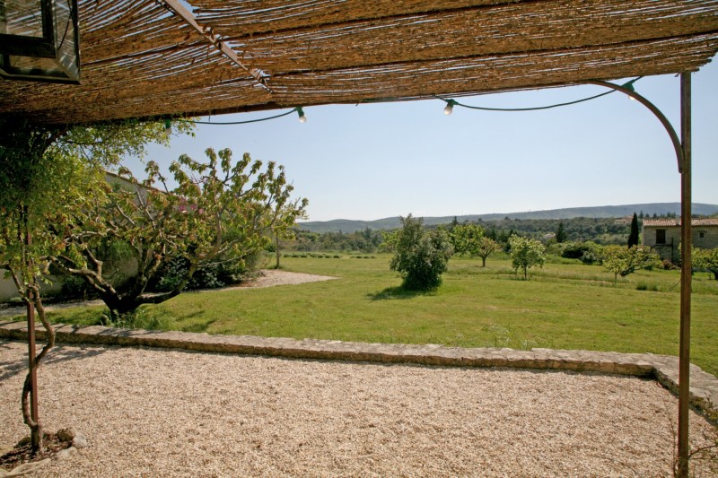 For sale, beautiful traditional house, on  5000 m² of land, with superb views