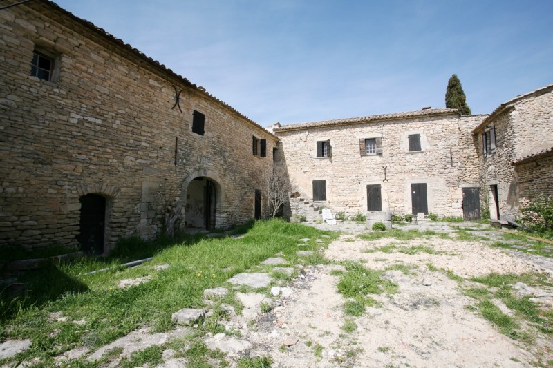 Ancienne ferme à Gordes en Provence 