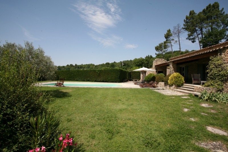 Maison avec piscine et tennis à vendre en Provence