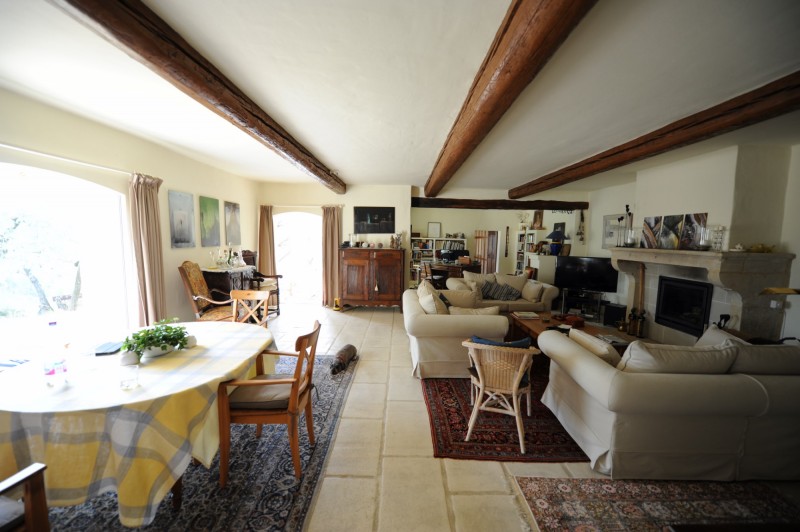 For sale in Drôme provencal, stone built property of 180 sqm in an olive grove with a pool
