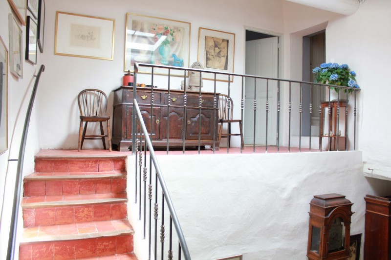 Beautiful and spacious village house for sale in Cabrières d'Avignon 