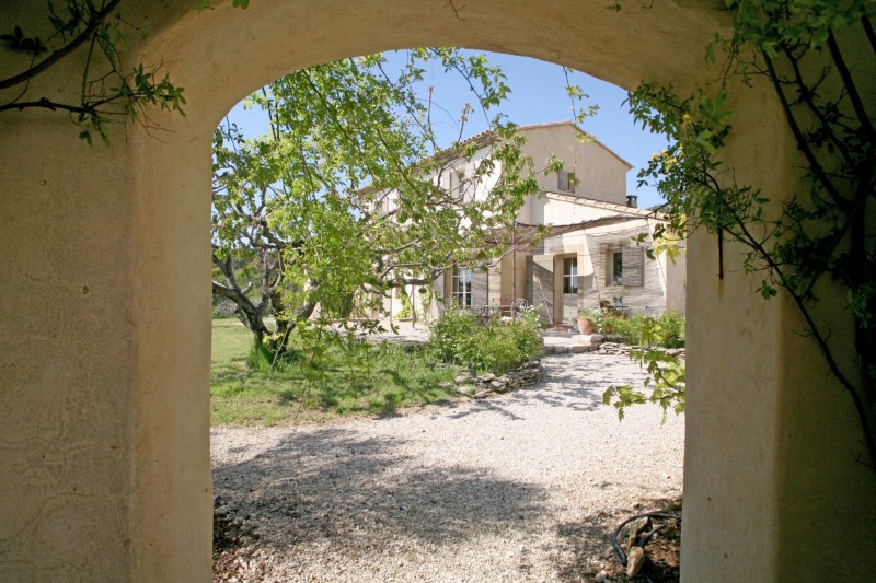 Vente A vendre en Luberon,  propriété avec maison principale, mazet et maisons d'hôtes 