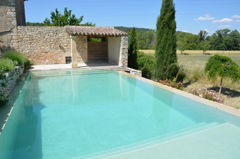Property with pool for sale in Luberon by ROSIER