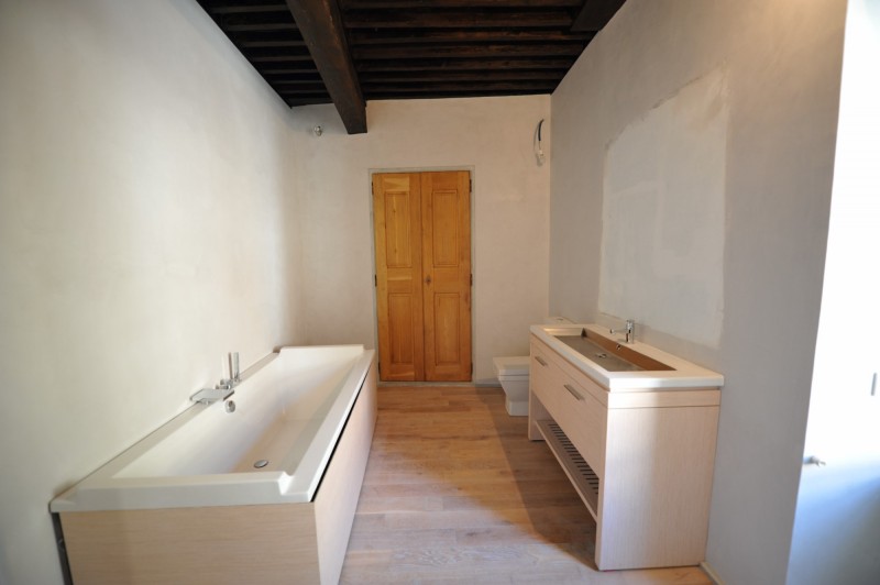 Provence, Luberon, for sale, authentic renovated village house with garden and panoramic views