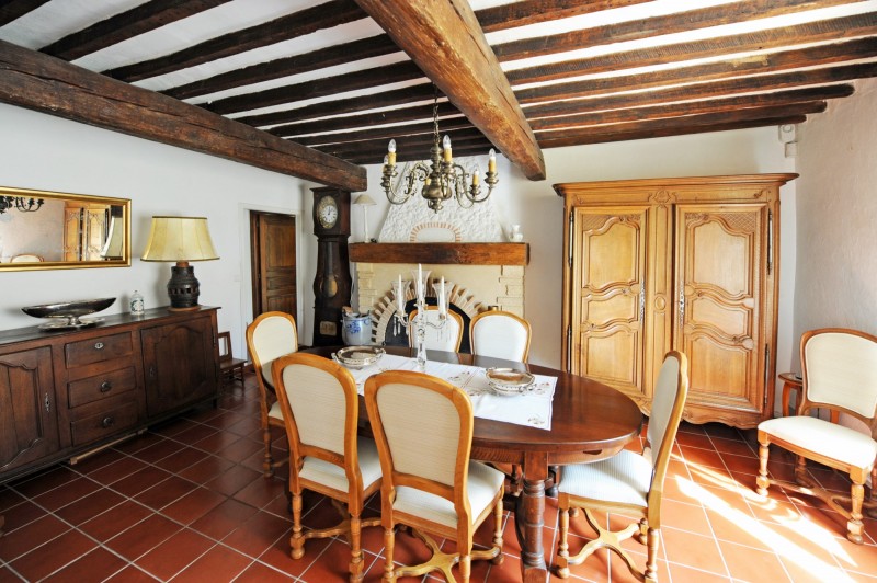 Vente En Luberon, 2 habitations à vendre dont un corps de ferme de 1604 entièrement rénové