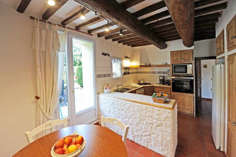 Vente En Luberon, 2 habitations à vendre dont un corps de ferme de 1604 entièrement rénové