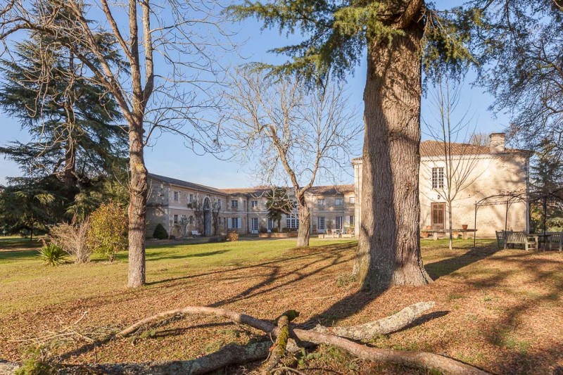 South-west of France, in Aquitaine, for sale, XVIIIth and XIXth century’s old mansion on 12 hectares
