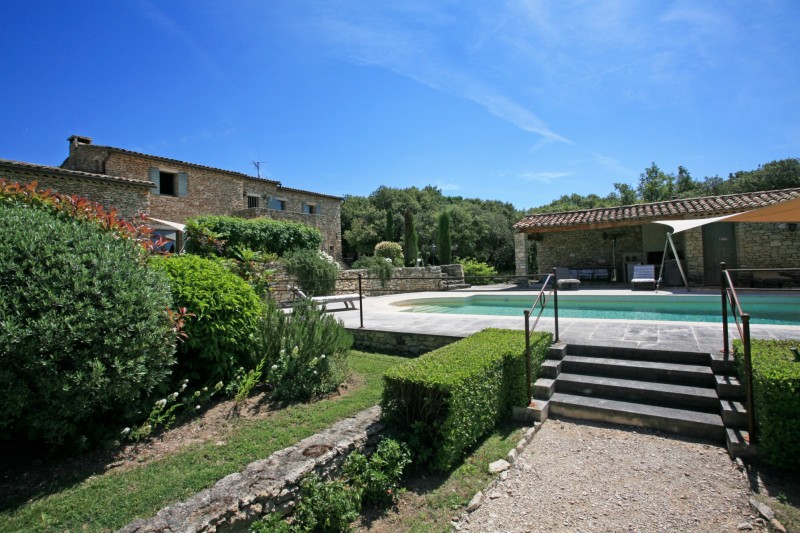 Maison avec piscine et pool house à vendre en Luberon