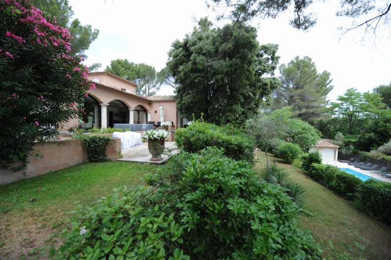 Maison avec piscine en Provence 