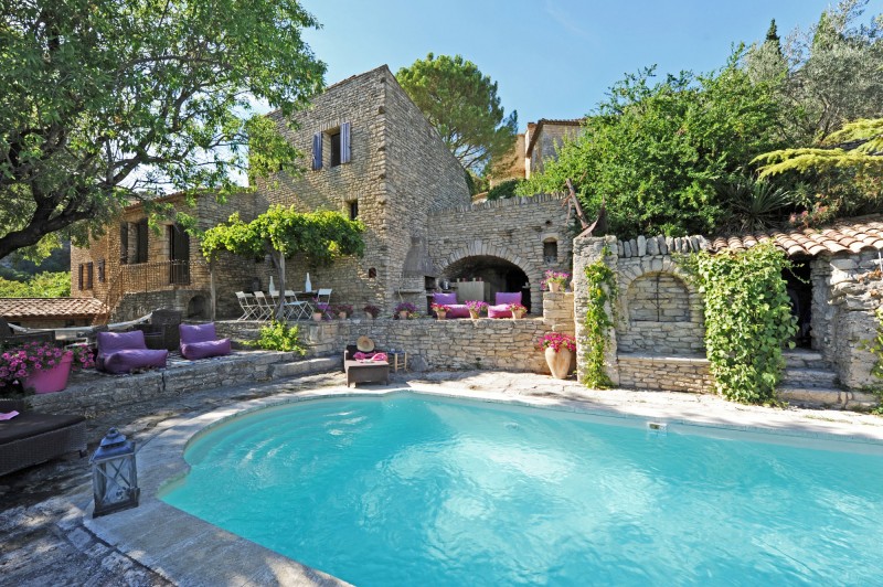 Maison de village avec piscine et vue en vente en Provence