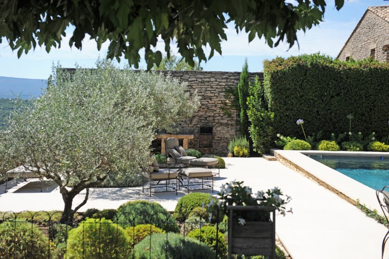 Gordes - Superb village house with breathtaking views over the Luberon valley